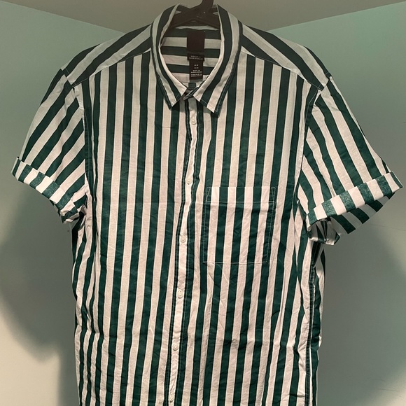 H&M button down cotton casual shirt - Picture 2 of 7